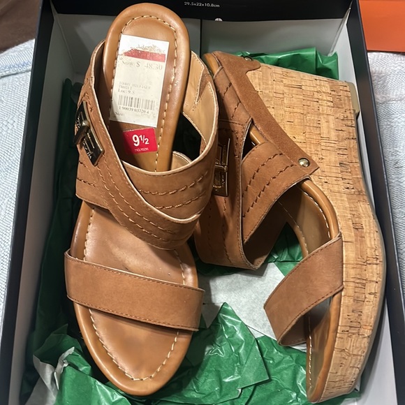 Tommy Hilfiger Wedges - Picture 2 of 3